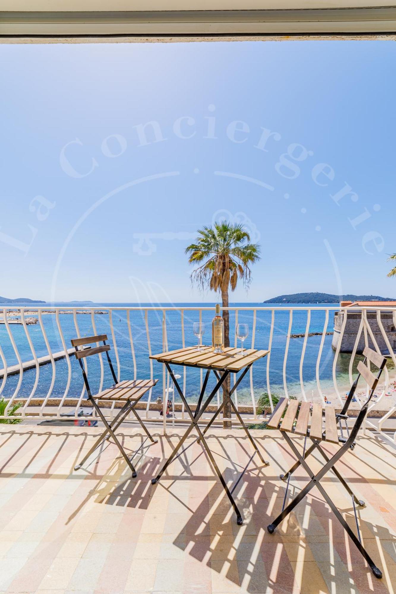 Elegance Cotiere - Vue Imprenable, Plage A 5 Min Toulon Luaran gambar