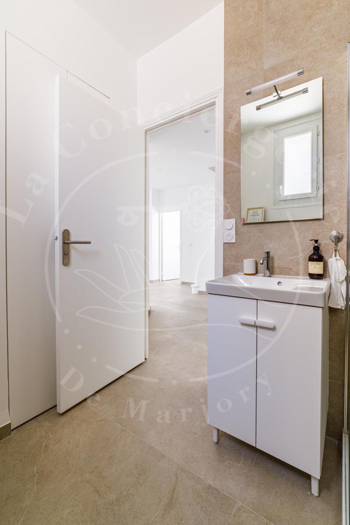 Elegance Cotiere - Vue Imprenable, Plage A 5 Min Toulon Luaran gambar